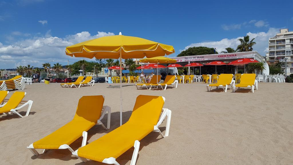 Apartamento Mediterraneo Pineda de Mar Extérieur photo